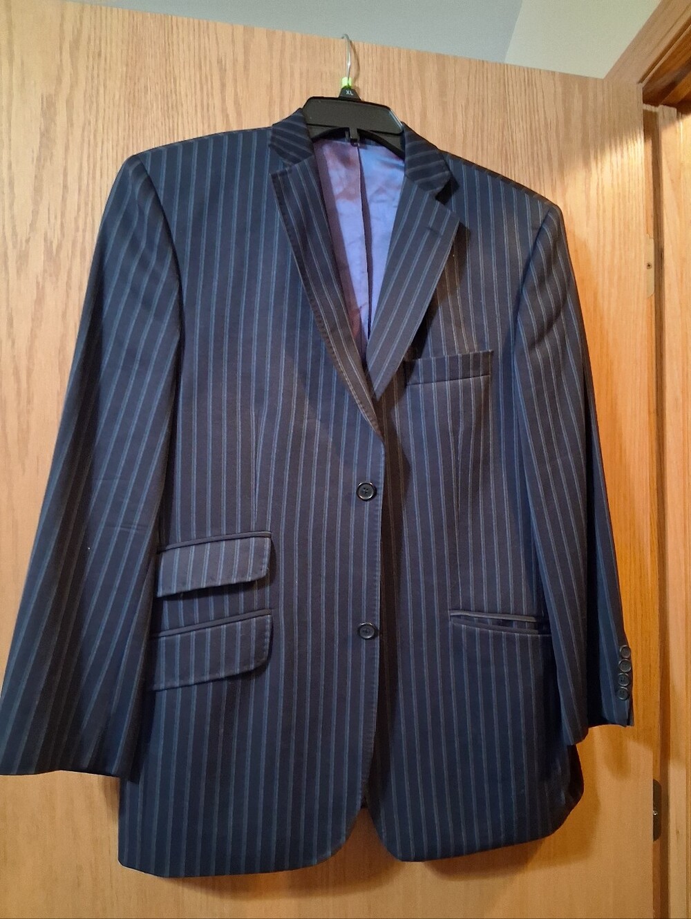 Ted Baker Endurance men's suit jacket, navy pinstripe pattern. 40S Blazer